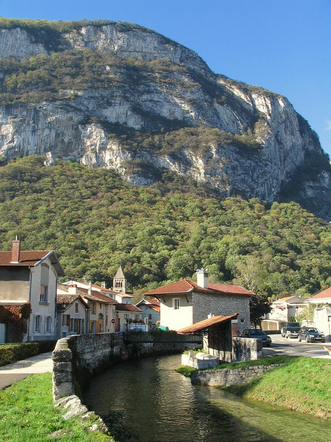 Houses in Sassenage, along Furon river Maisons  Sassenage, le long du Furon