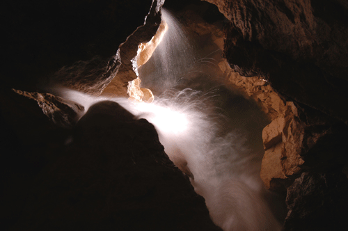 in a Choranche cave - Dans une grotte de Choranche ( Serge CAILLAULT)